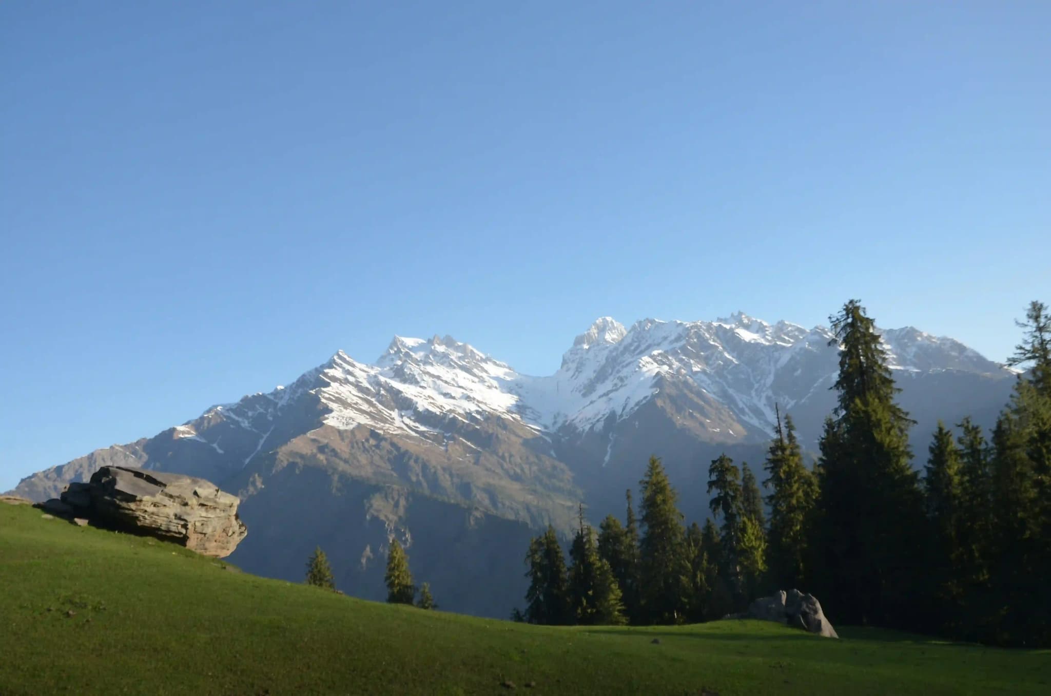 SHIMLA – MANALI – KASOL – MANIKARAN – BHUNTAR — HIMACHAL PRADESH tour package