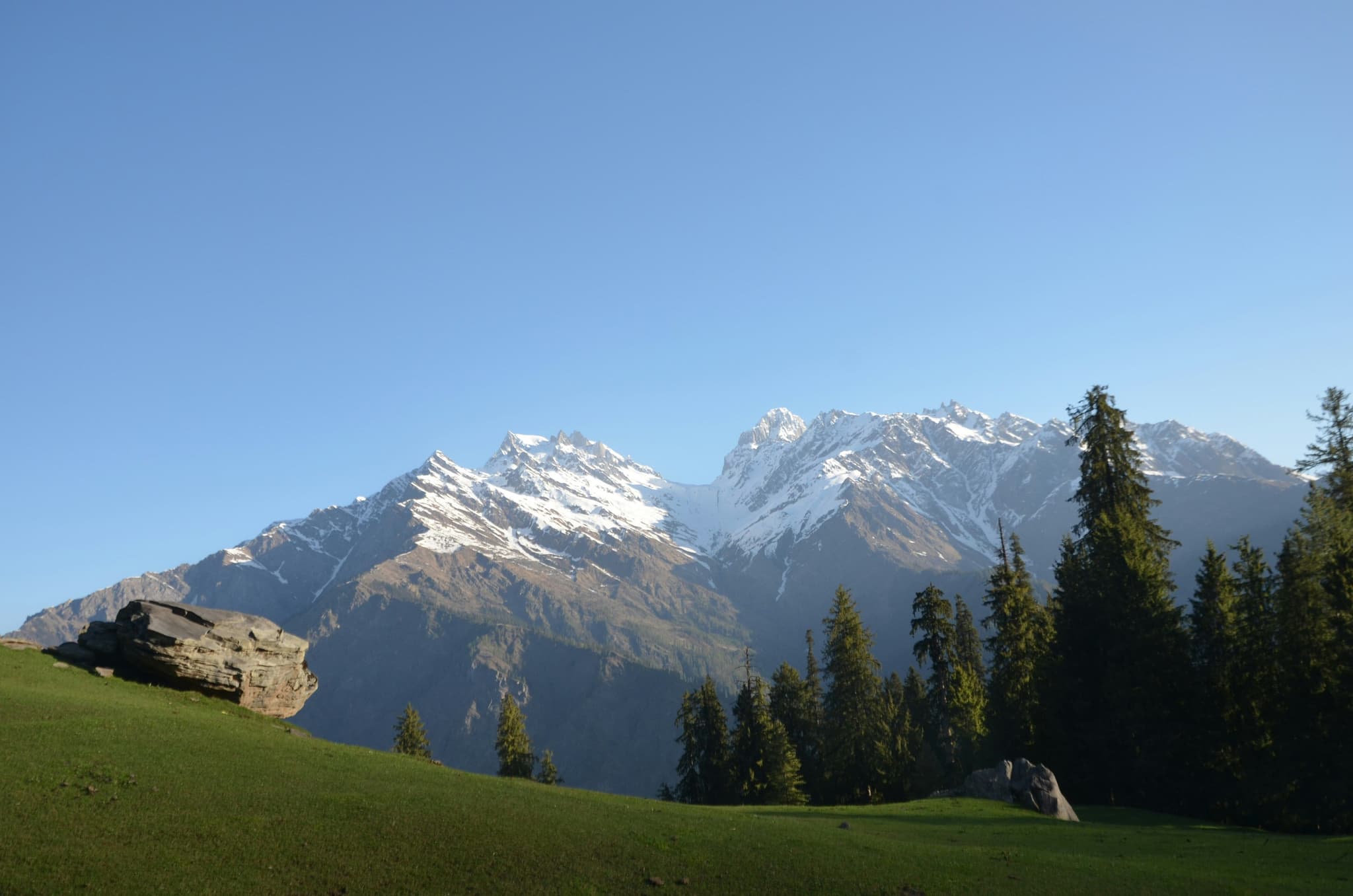 SHIMLA – MANALI – KASOL – MANIKARAN – BHUNTAR — HIMACHAL PRADESH tour package