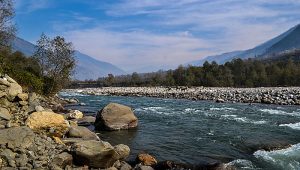 800px 4 Beas River Kullu south of Manali Himachal Pradesh India